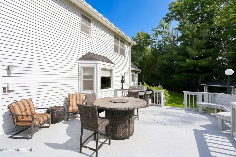 11 Sir Paul Court Middletown, NJ 07748