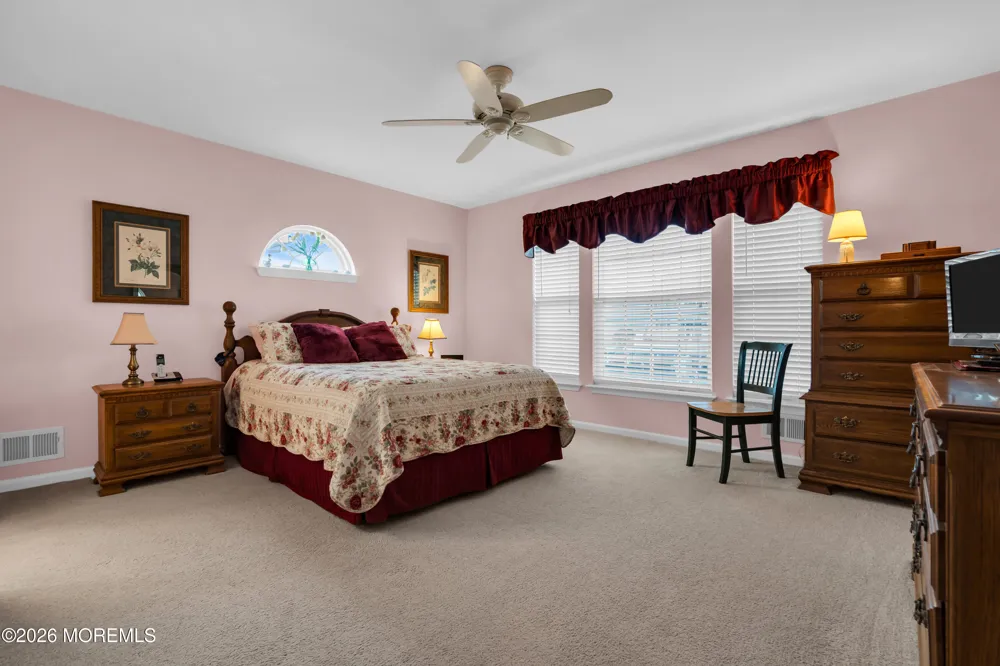 18 Peaksail Drive Bayville, NJ 08721