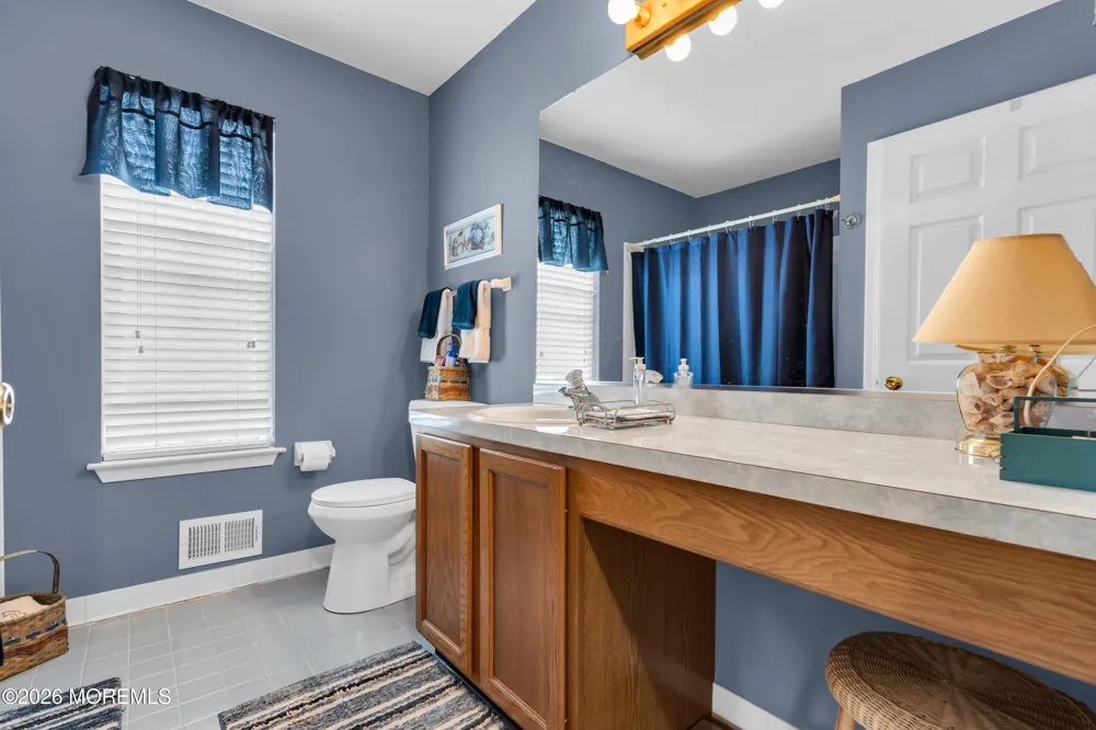 18 Peaksail Drive Bayville, NJ 08721