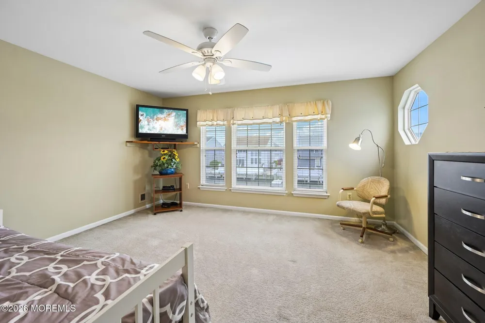 18 Peaksail Drive Bayville, NJ 08721