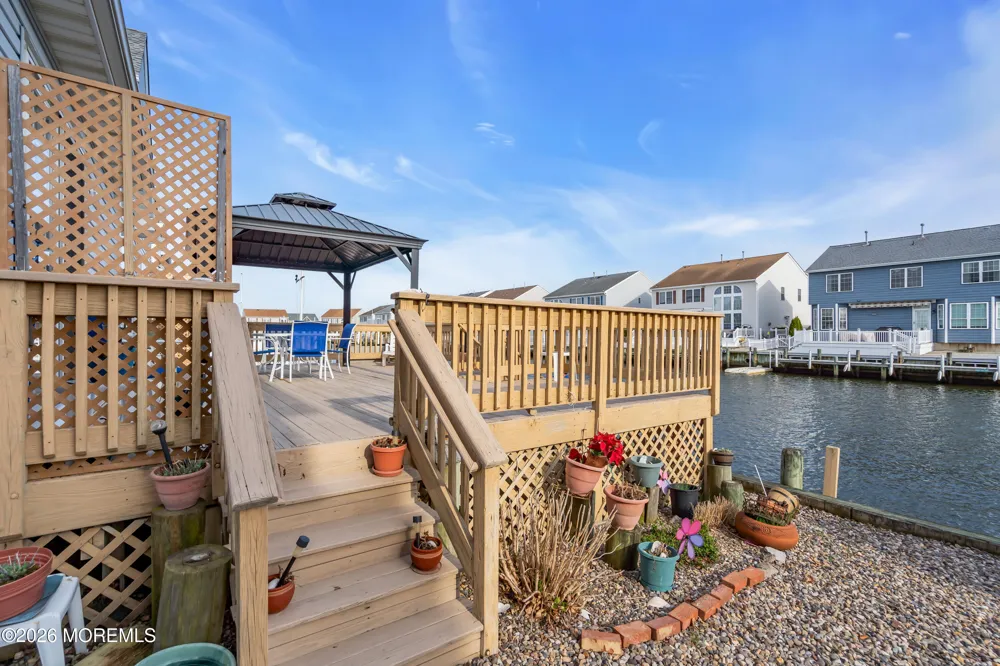 18 Peaksail Drive Bayville, NJ 08721