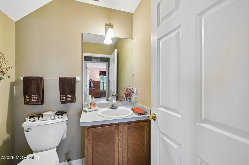 18 Peaksail Drive Bayville, NJ 08721