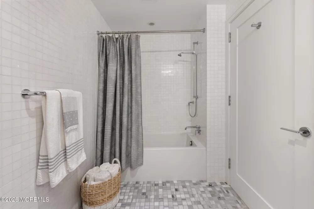 15 Morris Avenue #218 Long Branch, NJ 07740