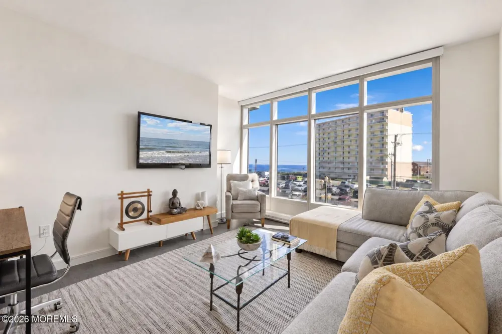 15 Morris Avenue #218 Long Branch, NJ 07740