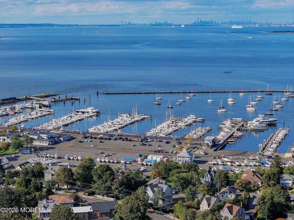 62 Ocean Boulevard #4 Atlantic Highlands, NJ 07716