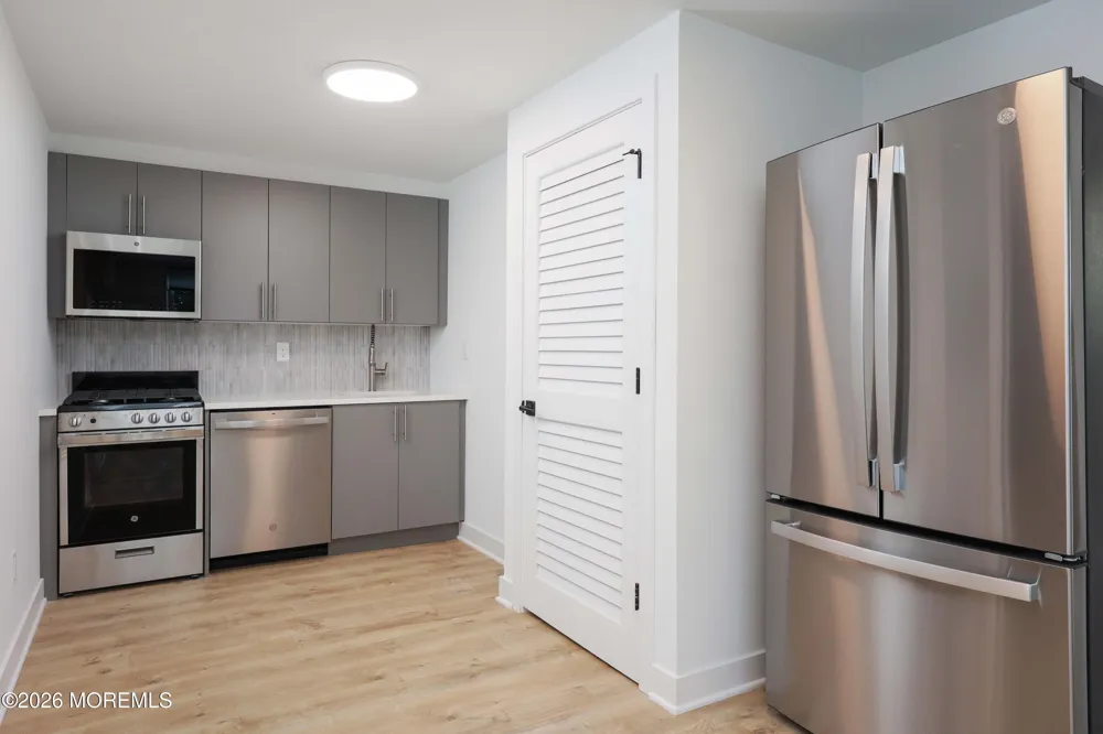 62 Ocean Boulevard #4 Atlantic Highlands, NJ 07716