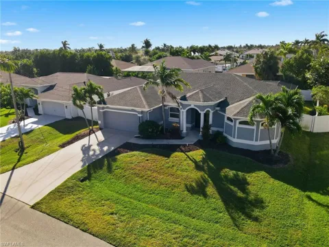 2538 SW 35th Lane