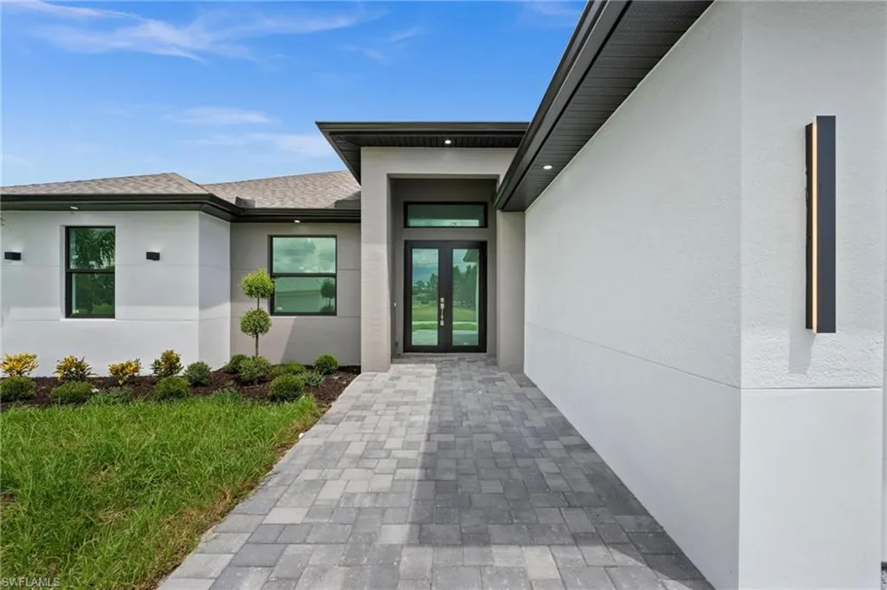 773 Nina Avenue S Lehigh Acres, FL 33974