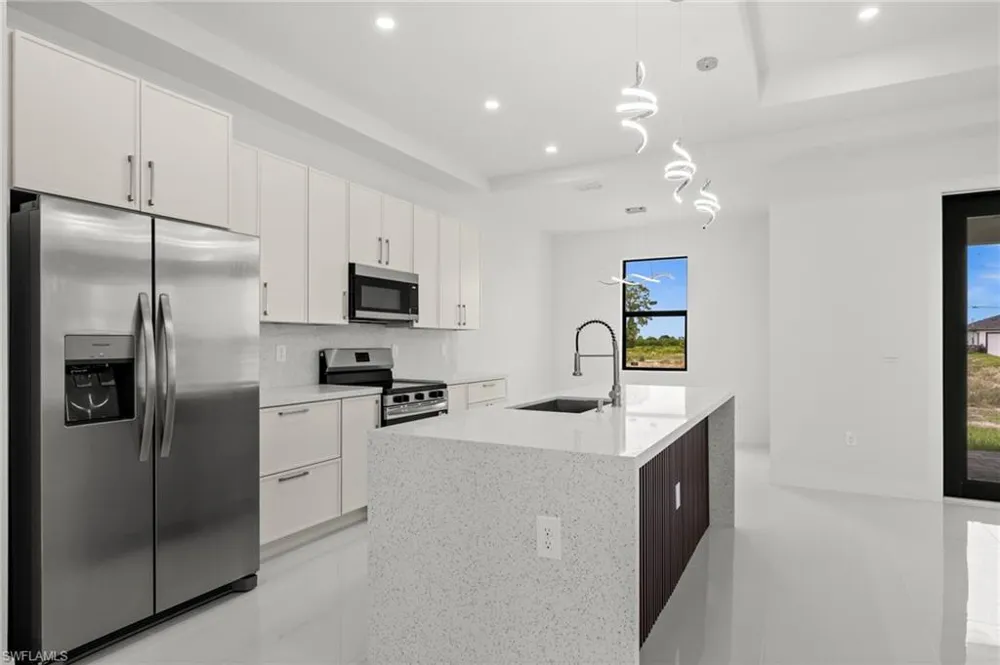 773 Nina Avenue S Lehigh Acres, FL 33974