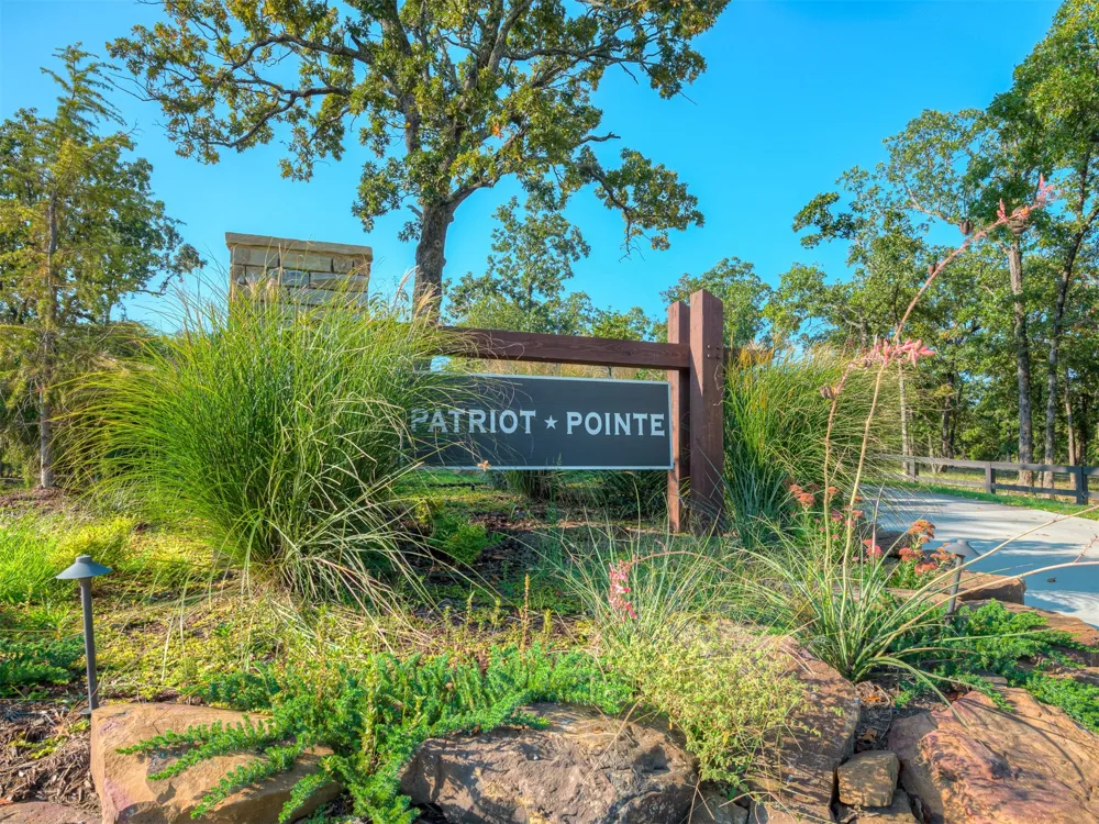 223 Patriot Pointe Eufaula, OK 74432
