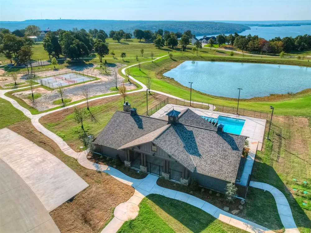223 Patriot Pointe Eufaula, OK 74432