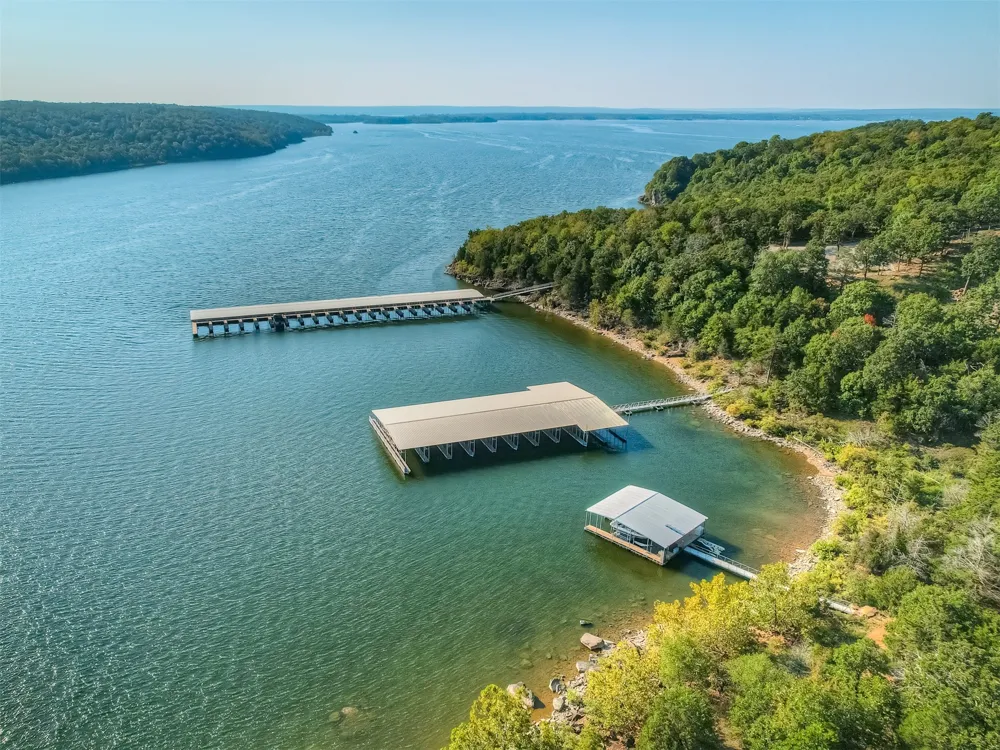223 Patriot Pointe Eufaula, OK 74432