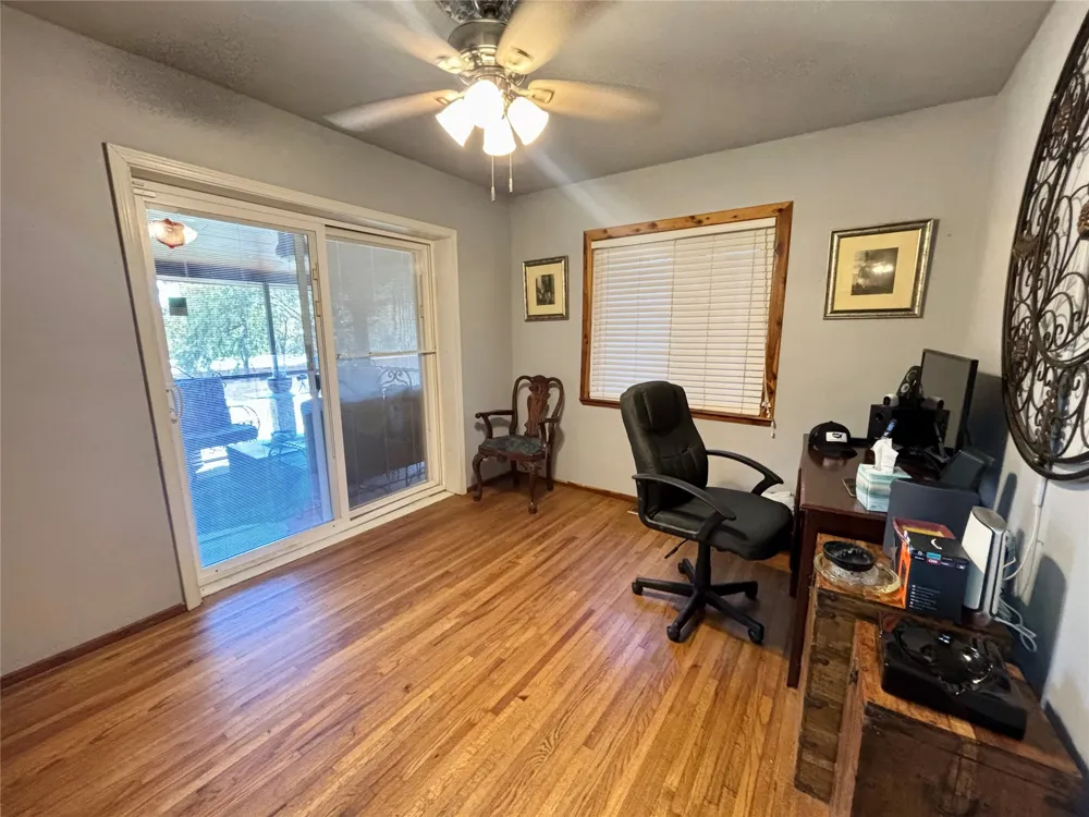 33857 E 713 DRIVE Wagoner, OK 74467