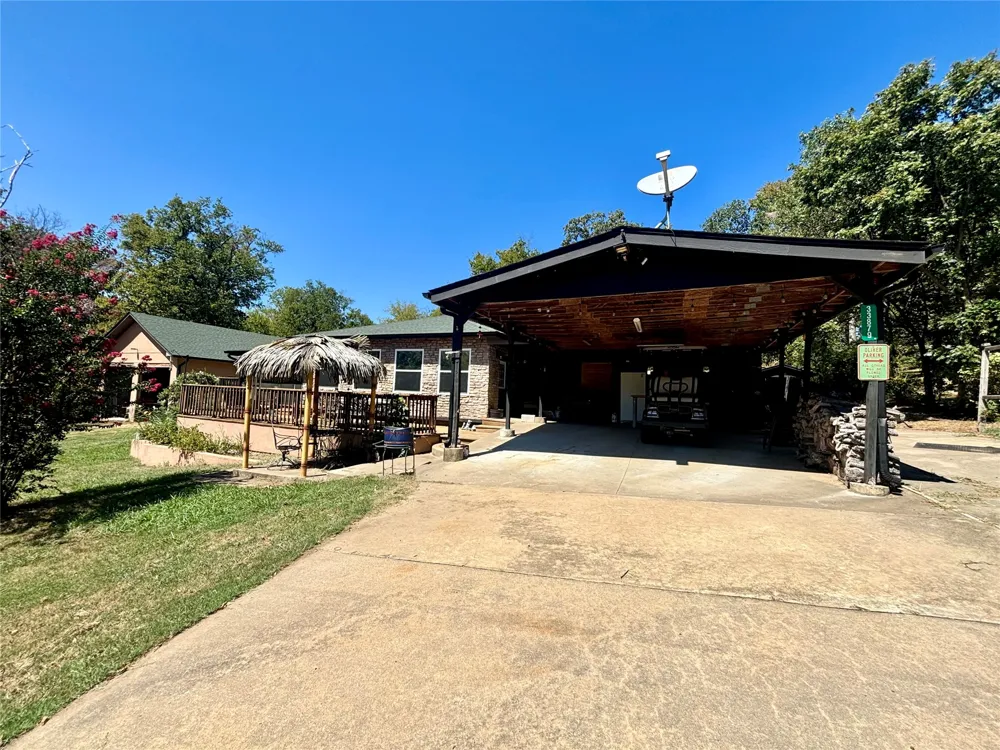 33857 E 713 DRIVE Wagoner, OK 74467