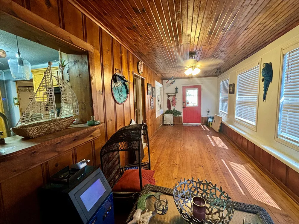 33857 E 713 DRIVE Wagoner, OK 74467