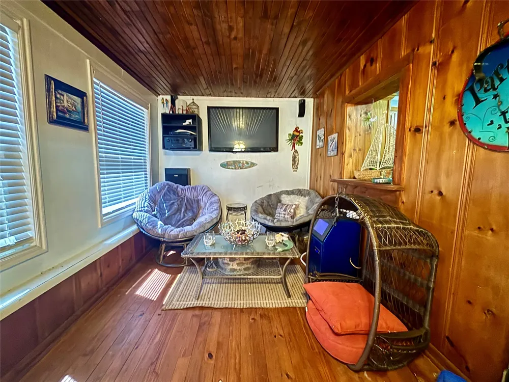 33857 E 713 DRIVE Wagoner, OK 74467