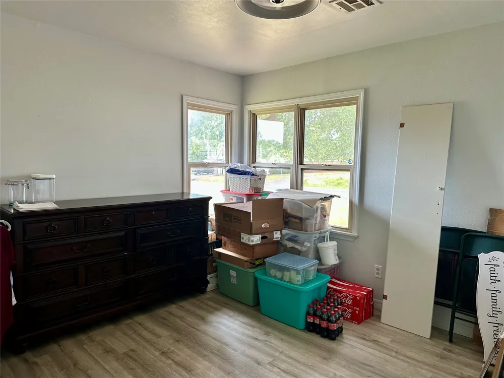 131 S Hyden Avenue Stratford, OK 74872