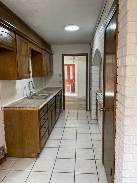7815 E 77th Place Tulsa, OK 74133