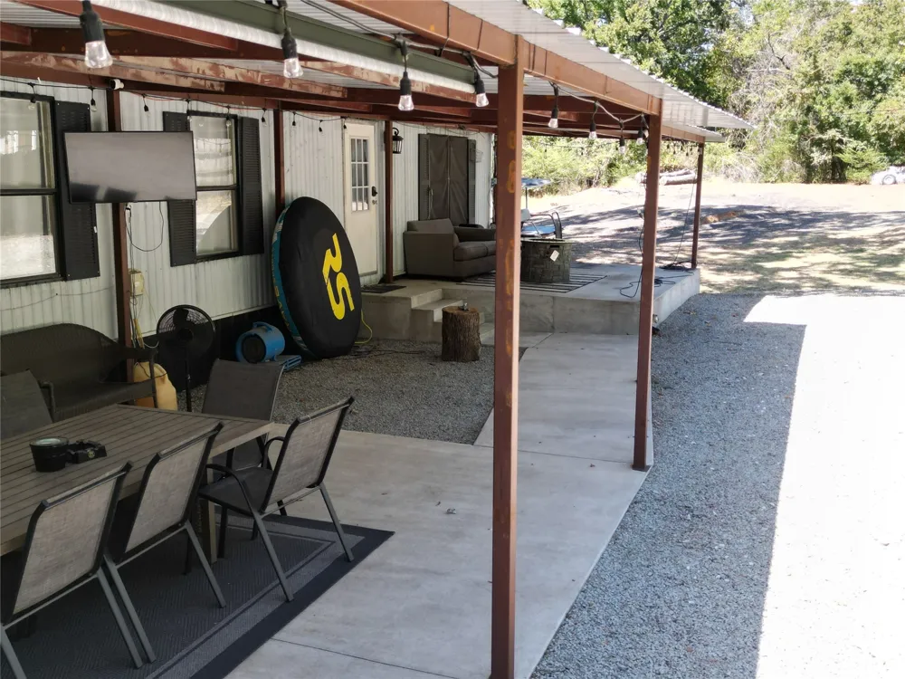 429313 E 1150 ROAD Porum, OK 74455