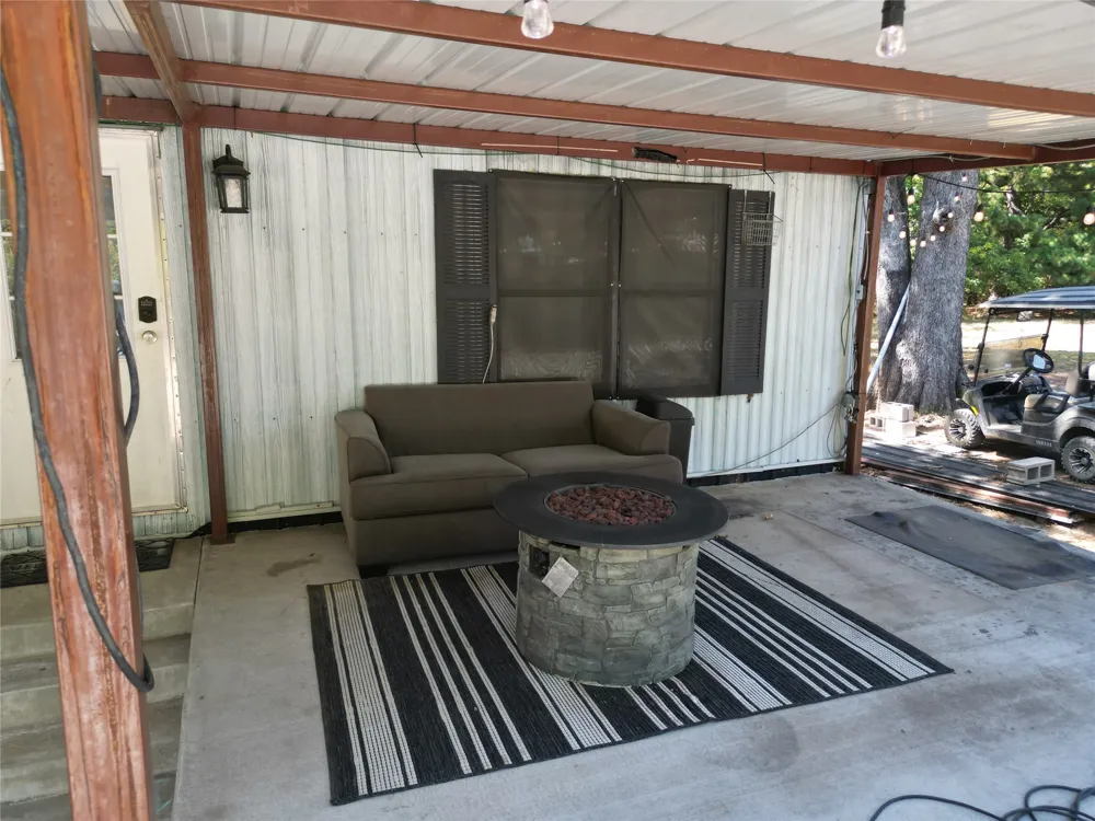 429313 E 1150 ROAD Porum, OK 74455