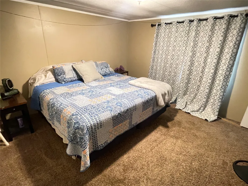 429313 E 1150 ROAD Porum, OK 74455
