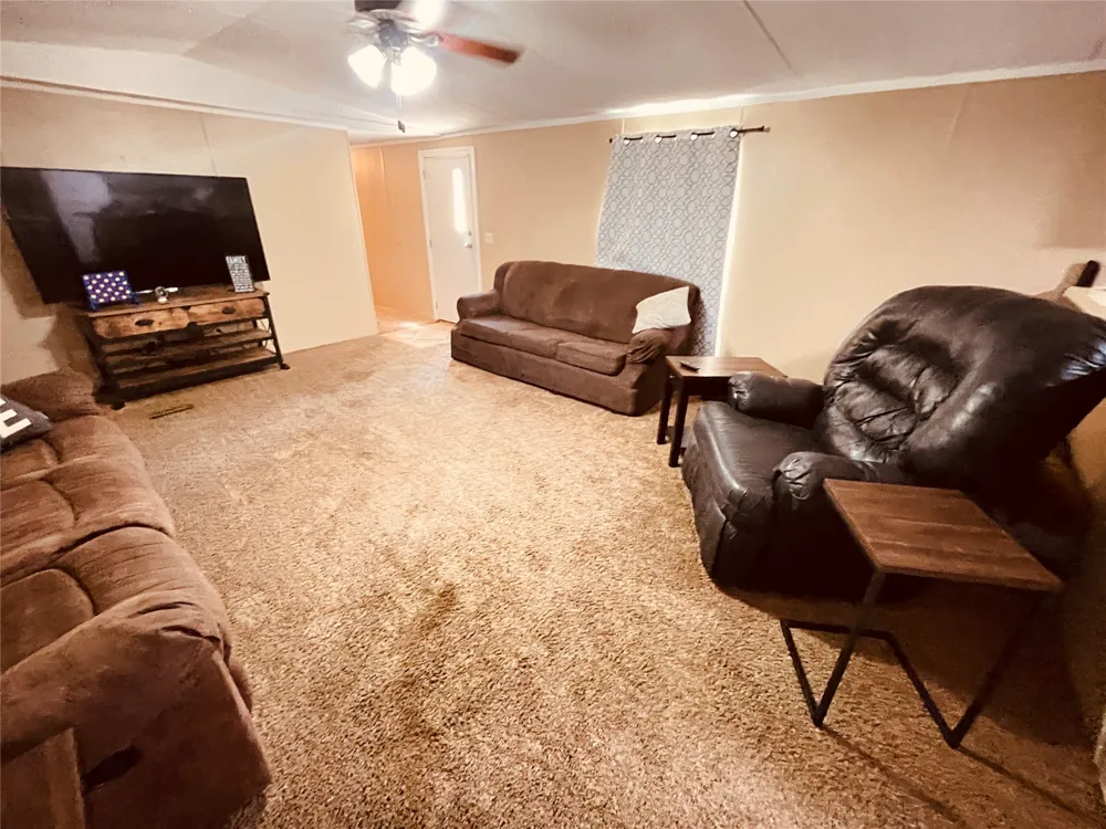 429313 E 1150 ROAD Porum, OK 74455