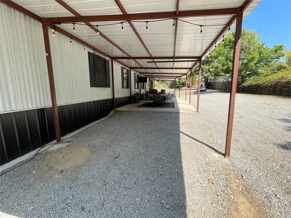 429313 E 1150 ROAD Porum, OK 74455
