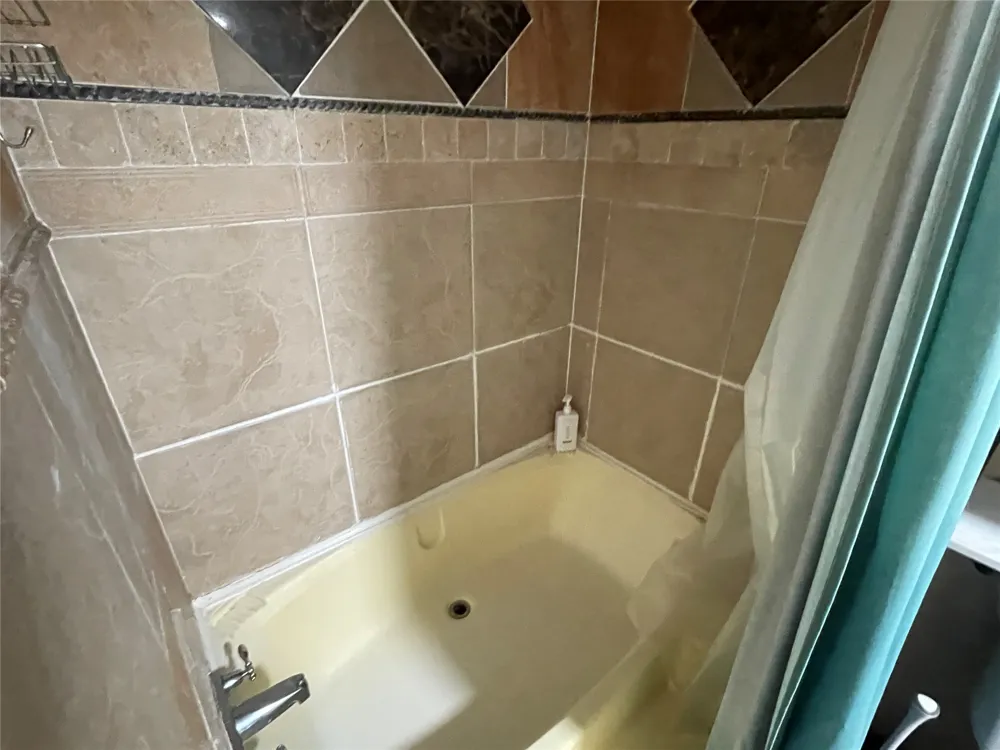 429313 E 1150 ROAD Porum, OK 74455