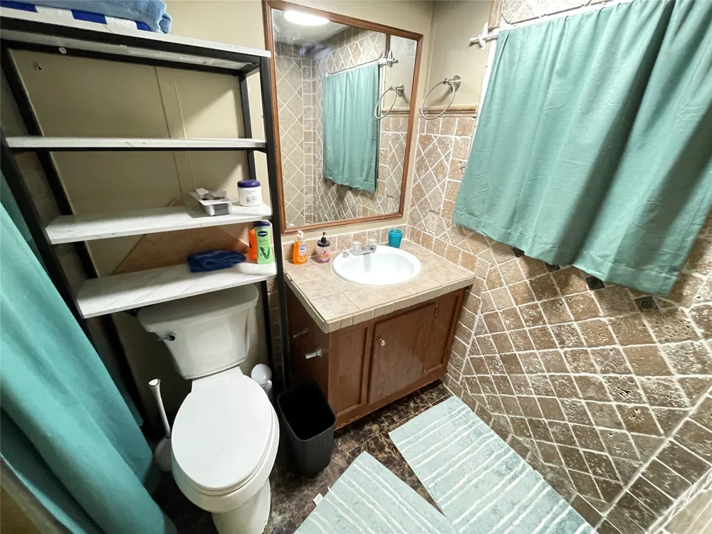 429313 E 1150 ROAD Porum, OK 74455