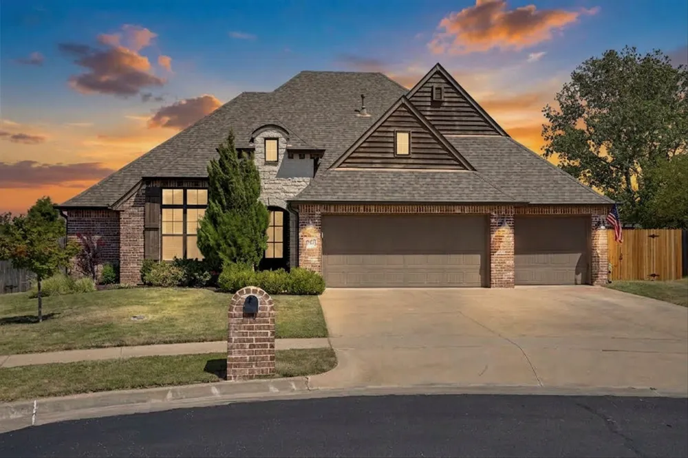 7703 E 81st Place Owasso, OK 74055
