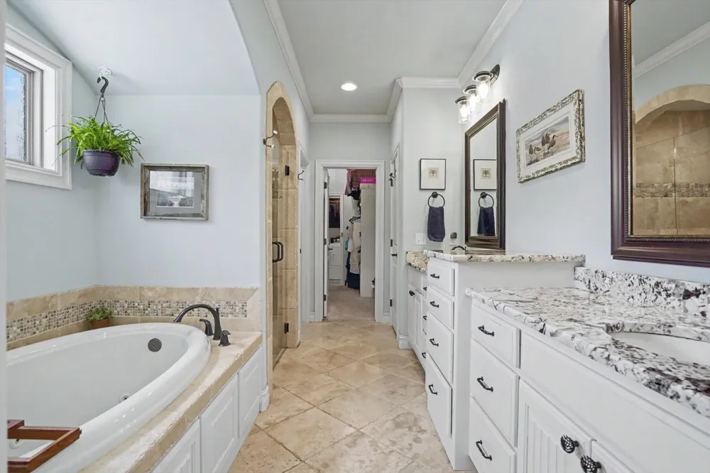 7703 E 81st Place Owasso, OK 74055
