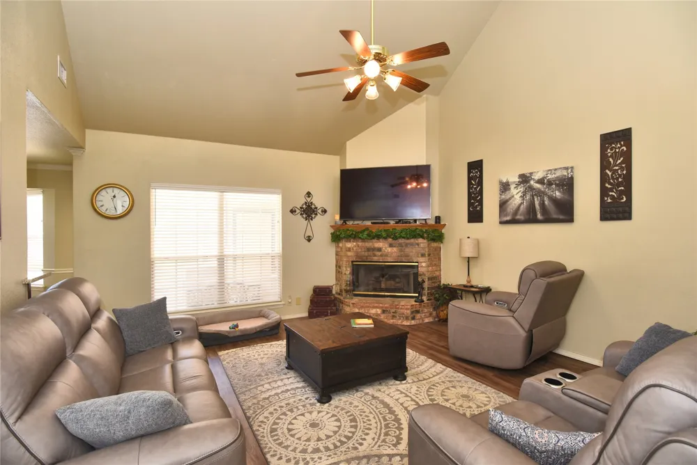 4109 Nashville Street Broken Arrow, OK 74012