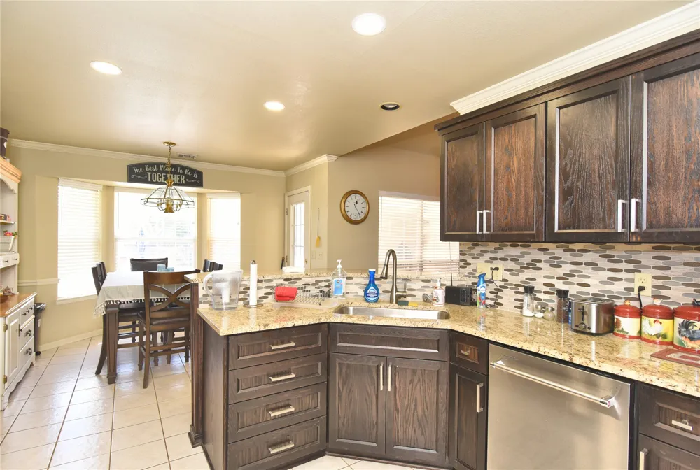 4109 Nashville Street Broken Arrow, OK 74012