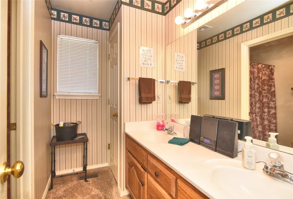 4109 Nashville Street Broken Arrow, OK 74012