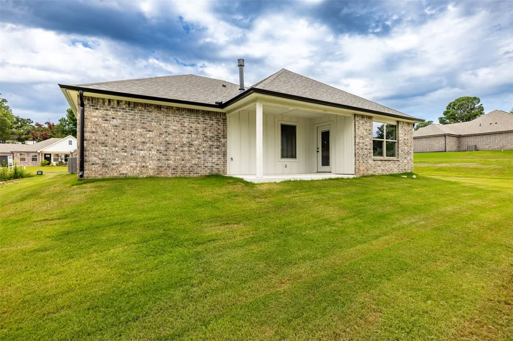 27447 E 125th Place S Coweta, OK 74429