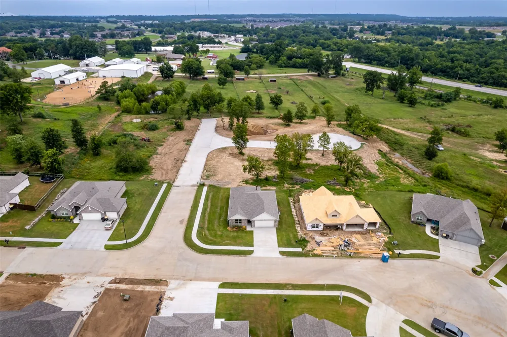 27447 E 125th Place S Coweta, OK 74429