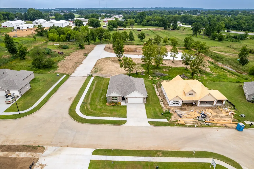 27447 E 125th Place S Coweta, OK 74429