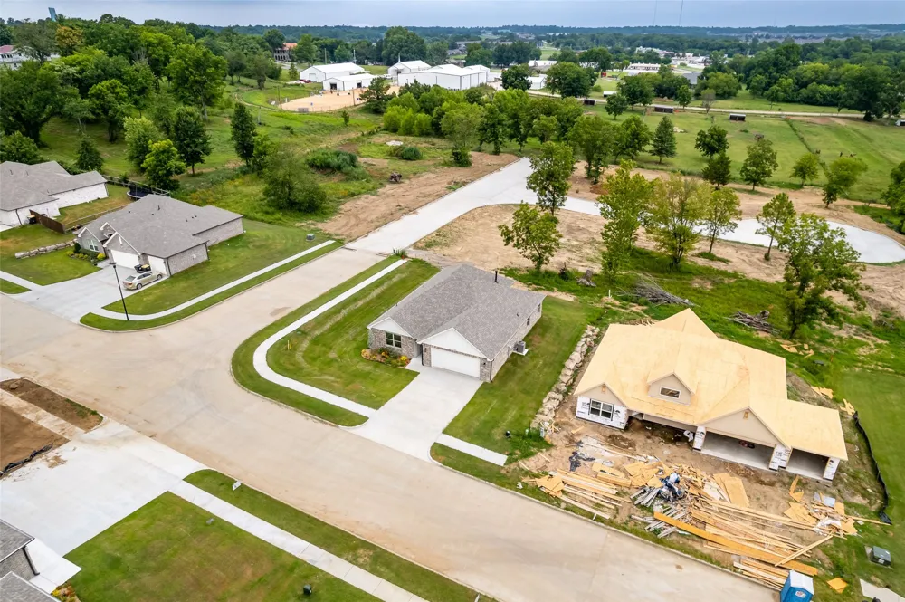 27447 E 125th Place S Coweta, OK 74429