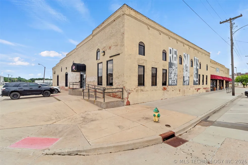 230 Broadway Ada, OK 74820