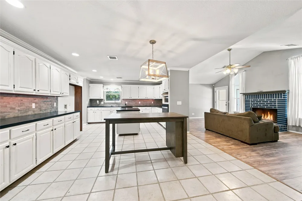 27221 W 11th Street S Sand Springs, OK 74063