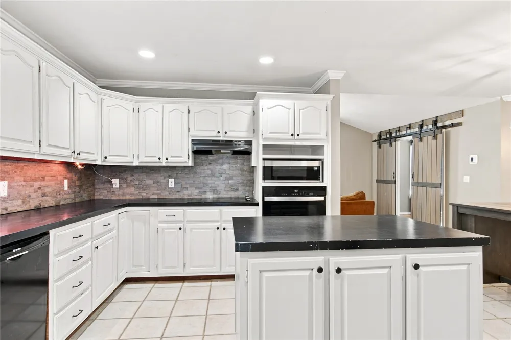 27221 W 11th Street S Sand Springs, OK 74063