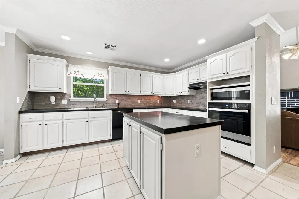 27221 W 11th Street S Sand Springs, OK 74063
