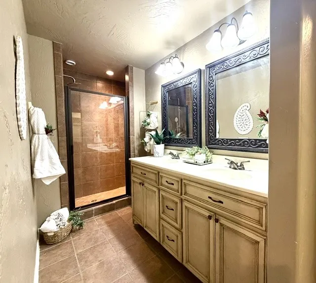 4617 Rock Creek Ardmore, OK 73401