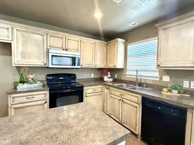 4617 Rock Creek Ardmore, OK 73401