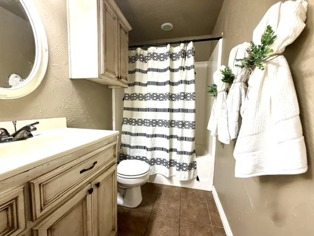 4617 Rock Creek Ardmore, OK 73401