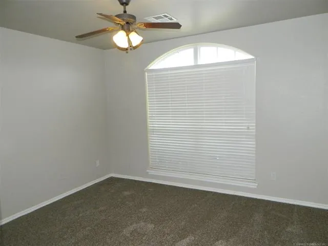 9803 100th EastAvenue Owasso, OK 74055