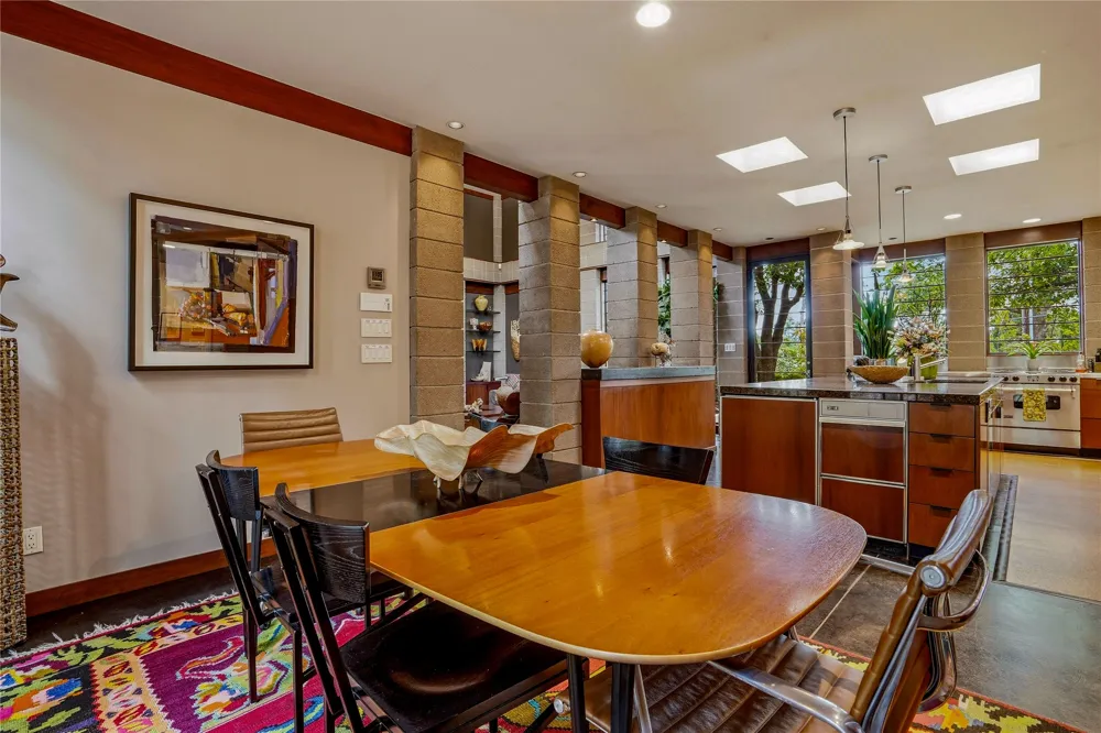 2624 E 33rd Street Tulsa, OK 74105