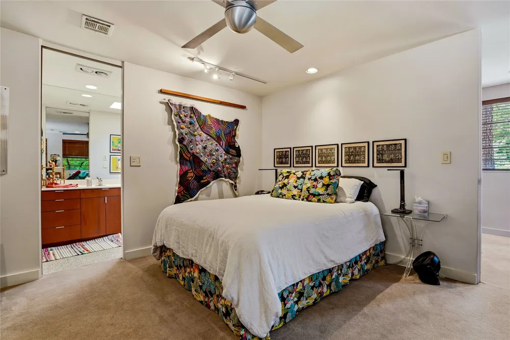 2624 E 33rd Street Tulsa, OK 74105