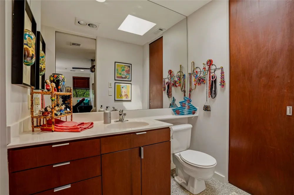 2624 E 33rd Street Tulsa, OK 74105