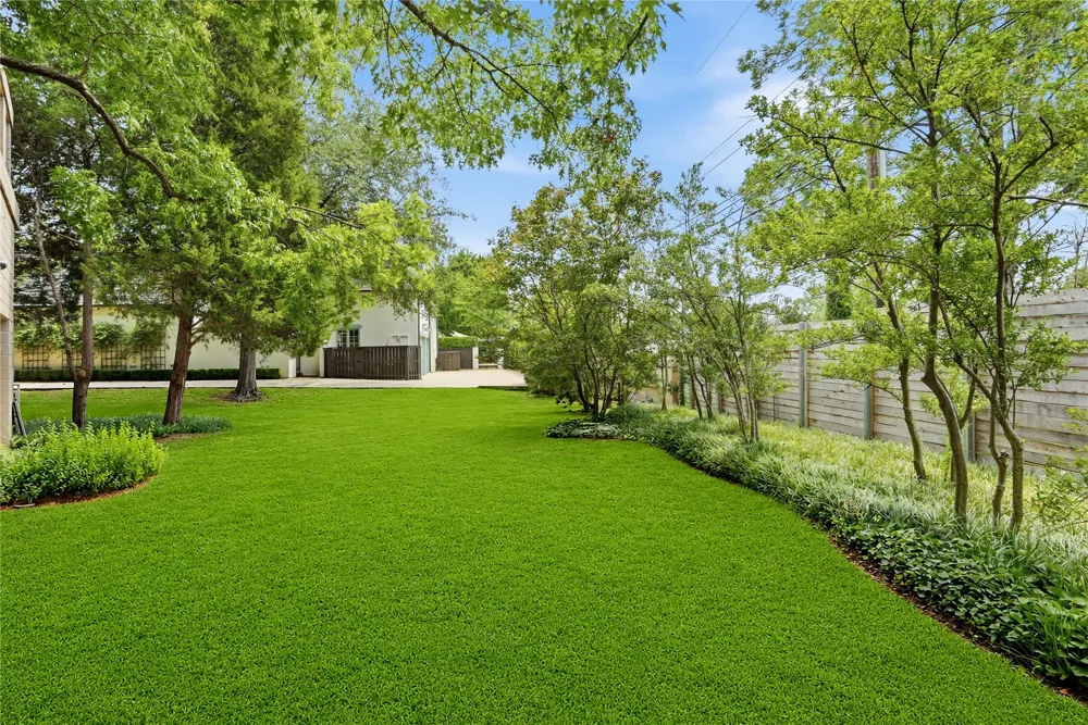 2624 E 33rd Street Tulsa, OK 74105